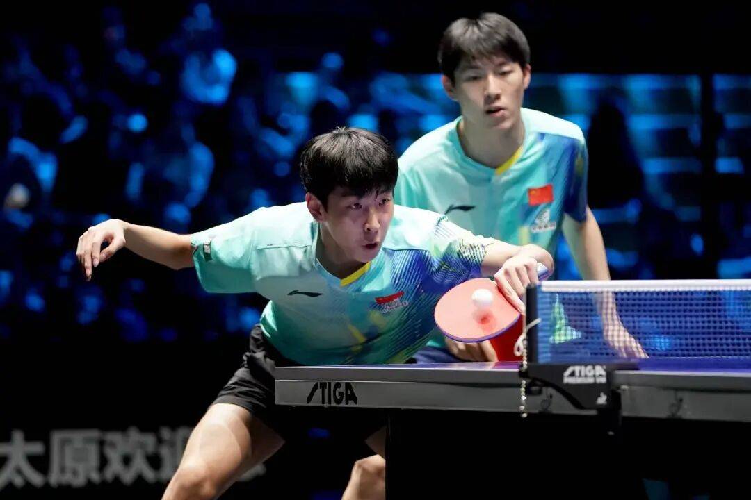 黄友政/石洵瑶混双夺冠，温瑞博闯男单决赛 | WTT太原站